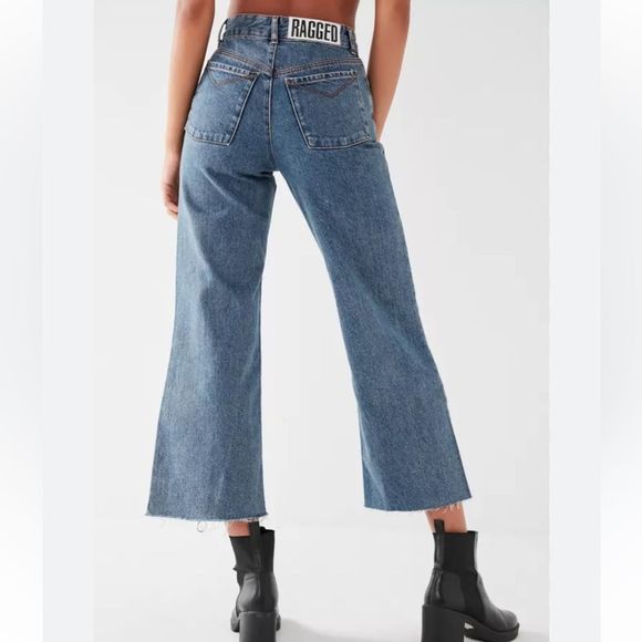 The Ragged Priest Free People 26 High Rise Mom Wide Leg Frayed Ankle Jeans - Picture 1 of 16